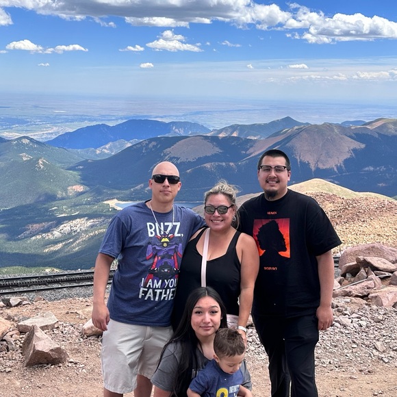 Meet your Posher, Toni Marie - Picture 3 of 9